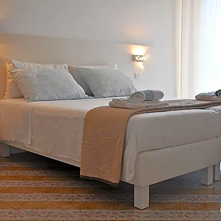 Agora 4* Trani