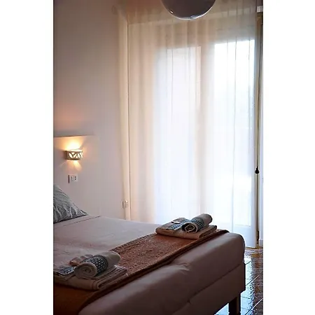 Bed & Breakfast Agora