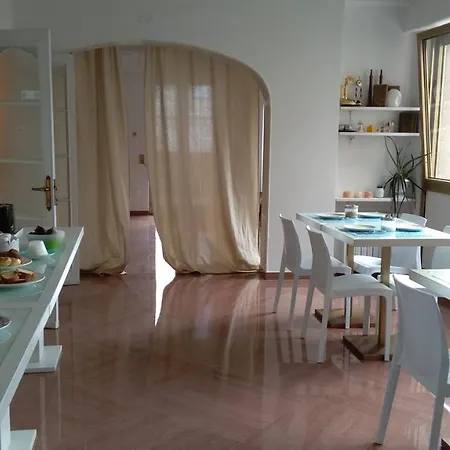 Agorà 4*